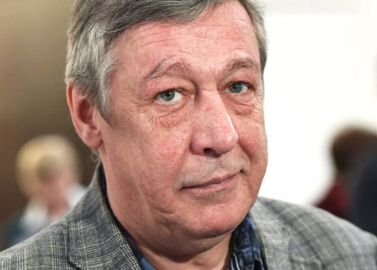 Михаила Ефремова выпускают из колонии по УДО