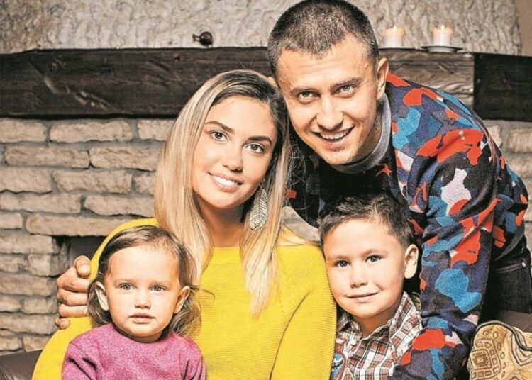 «Откидыш!»: Агата Муцениеце высказалась о сыне, который живет с бывшим мужем