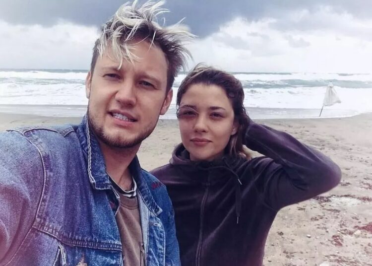 Солист группы «Челси» рассказал о последнем разговоре с женой, которая умерла во сне