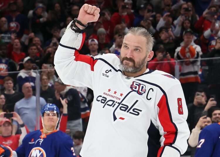 «Русские, мы сделали это!»: Овечкин побил рекорд легендарного Гретцки