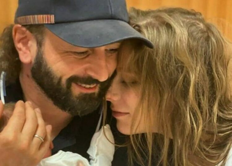 Авербуху пришлось извиняться за непристойные слова о собственной жене