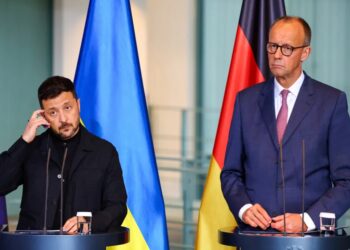 Мерц встретился с Зеленским: Берлин пойдет на все, чтобы «Северный поток – 2» не заработал