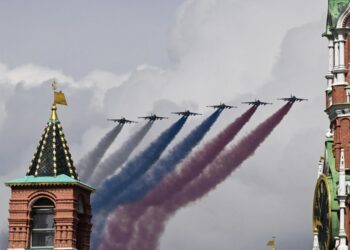 О чем 10 минут на параде Победы 9 мая говорил Владимир Путин