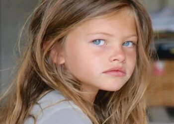 Какой стала повзрослевшая самая красивая девочка в мире. Фото