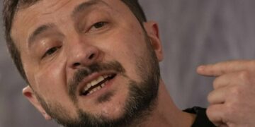 В США указали на реальную причину нежелания Зеленского идти на мирный договор с Москвой
