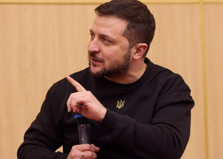 Почему Зеленский так злится на гостей из ЕС, которые приедут в Москву 9 мая