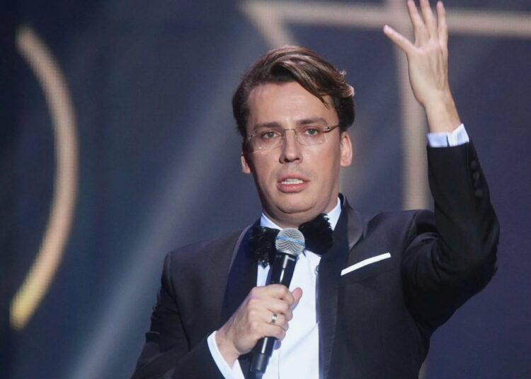 Резко похорошевшего Галкина* уличили в измене Примадонне