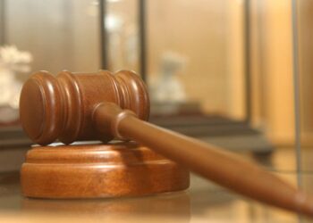 Убившего женщину в машине актера Куценко рецидивиста приговорили к 13 годам