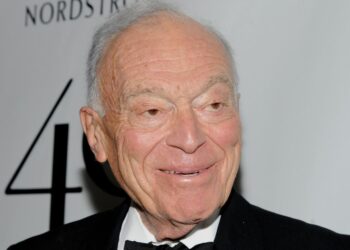 Скончался миллиардер, давший женщинам всей планеты красоту с именем «Лаудер»