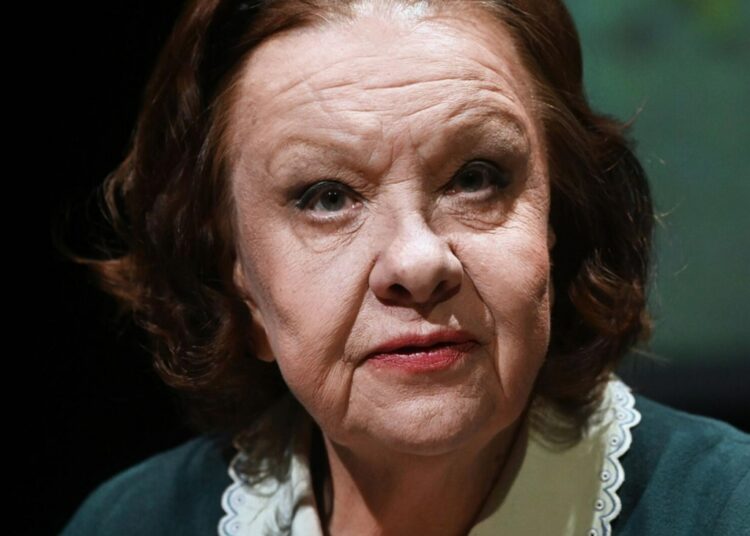 Умерла баба Шура из «Любовь и голуби» — актриса Наталья Тенякова