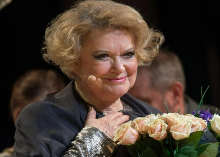 Ушедшая из жизни актриса Талызина горевала из-за предательства внучки незадолго до смерти