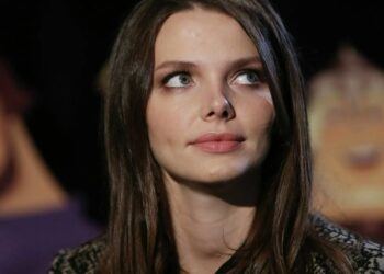 Актриса Елизавета Боярская впервые показала фанатам лица сыновей. Фото