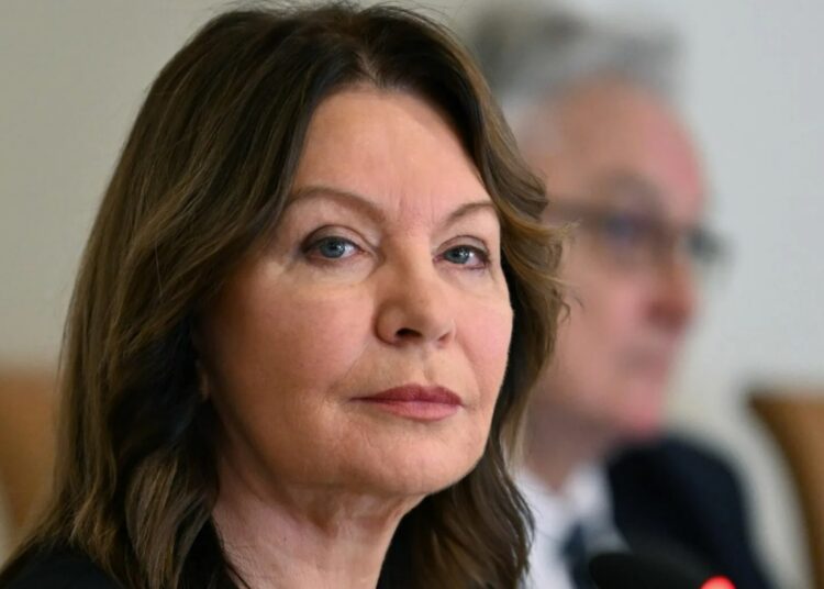 Скончалась председатель Верховного суда РФ и однокурсница Владимира Путина Ирина Подносова