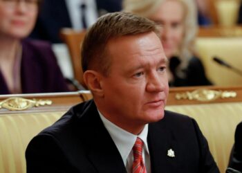 Что прошептала над гробом экс-министра Старовойта его 25-летняя возлюбленная