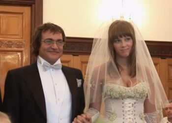 Два года как в заключении: жена любовника Полины Дибровой рассказала правду об их семейной жизни