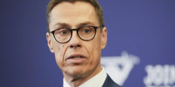 Финский президент Стубб сравнил свою страну с Украиной на встрече с Трампом