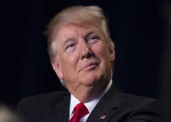 Трамп снова грозит Украине и России за продолжение военного конфликта