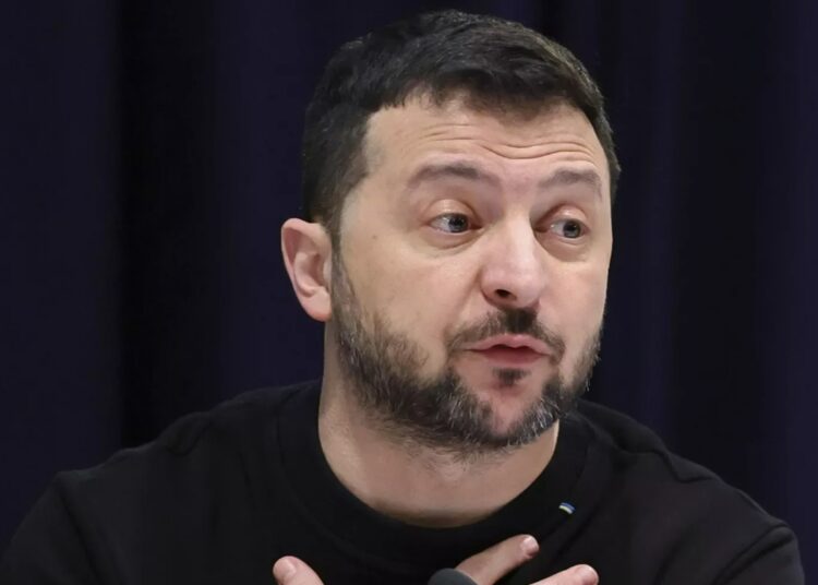 Зеленский заявил о планировании трехсторонней встречи с Путиным и Трампом