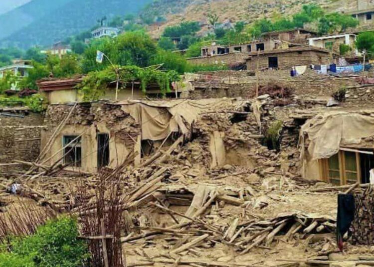 От землетрясения в Афганистане погибло более 800 человек