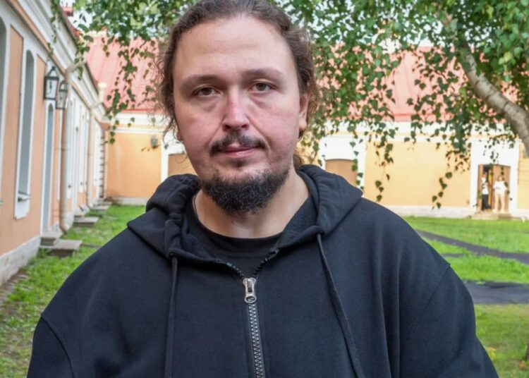 Наследник художника Сафронова смог похудеть на 160 кг. Фото до и после