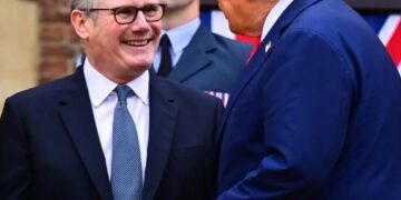 СМИ: британский премьер Стармер опозорился перед Трампом