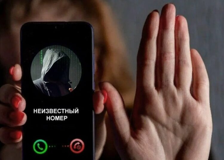 Россиянам объяснили, почему не стоит перезванивать на незнакомые номера