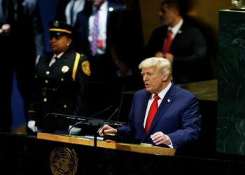 Трамп снова обвинил в конфликте на Украине Байдена, а Мелания «отшила» госпожу Зеленскую