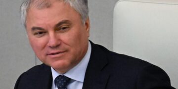В Госдуме предложили запретить чиновникам отдыхать за границей