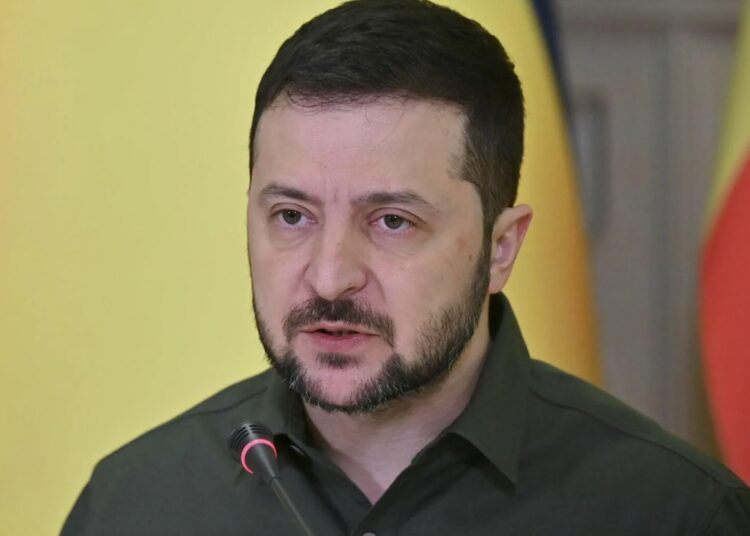 Мнение с Туманного Альбиона: Зеленский уже готовится к поражению