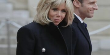 Дочь Брижит Макрон раскрыла причину смены внешности матери, которую считают мужчиной