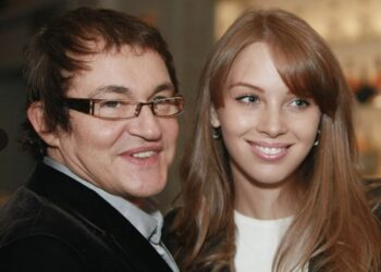 Полина Диброва уже переехала к новому возлюбленному Роману Товстику