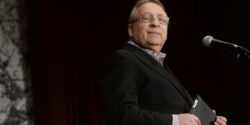 Супруга Хазанова с израильским гражданством избавилась от всего имущества в России