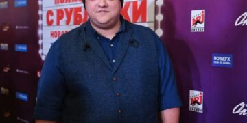 В реанимации скончался актер из «Полицейского с Рублевки» Роман Попов