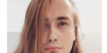 Стало известно, от чего умер 26-летний актер Петр Вечерков