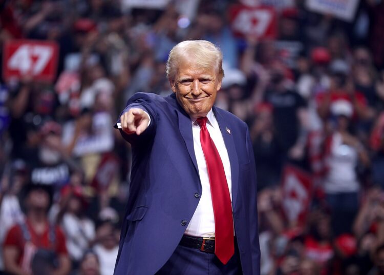 Трамп приказал рассекретить материалы по делу торговца детьми Эпштейна