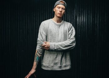 Не все так гламурно: элитная квартира внука Пугачевой в Москве находится в залоге у банка