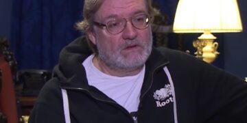 Последние недели провел в больнице: актер Владимир Симонов испытывал проблемы со здоровьем