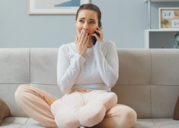 Как распознать прослушку телефона: пять главных признаков, на которые стоит обратить внимание