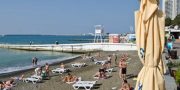 «Бздыхи» против «доширачников»: языковая война на южных курортах России обижает туристов