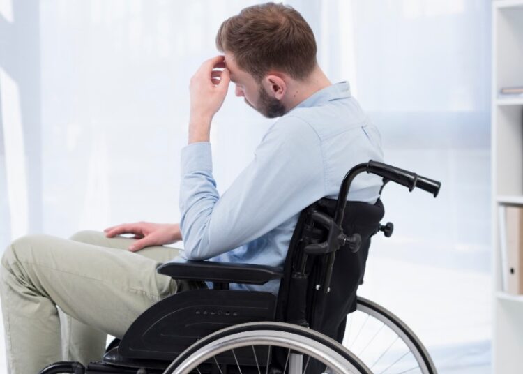 «Три банки натощак»: 22-летний россиянин оказался в инвалидном кресле из-за энергетиков