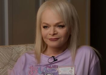 «Цинизм высшей пробы»: россиян возмутила реклама «Жилищной лотереи» с Ларисой Долиной