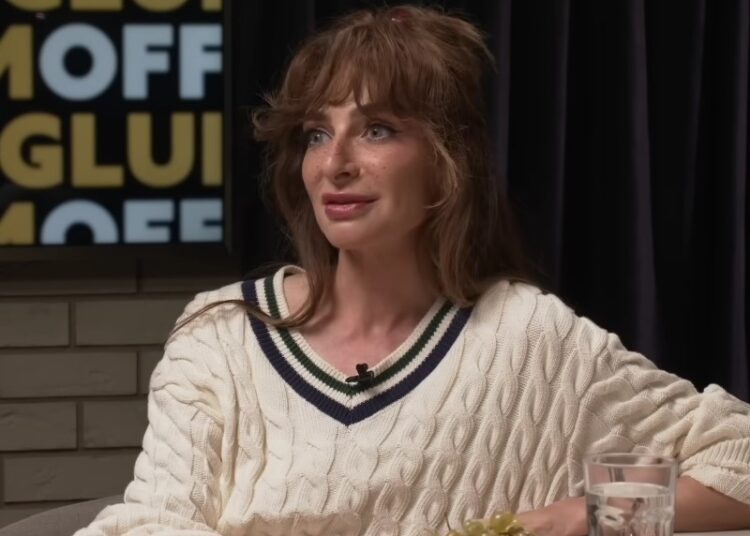 Поклонники телеведущей Варнавы потеряли дар речи из-за ее внешнего вида