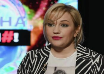 Оставшаяся без «звездных» танцоров Татьяна Буланова призналась, что у нее нет обычной жизни