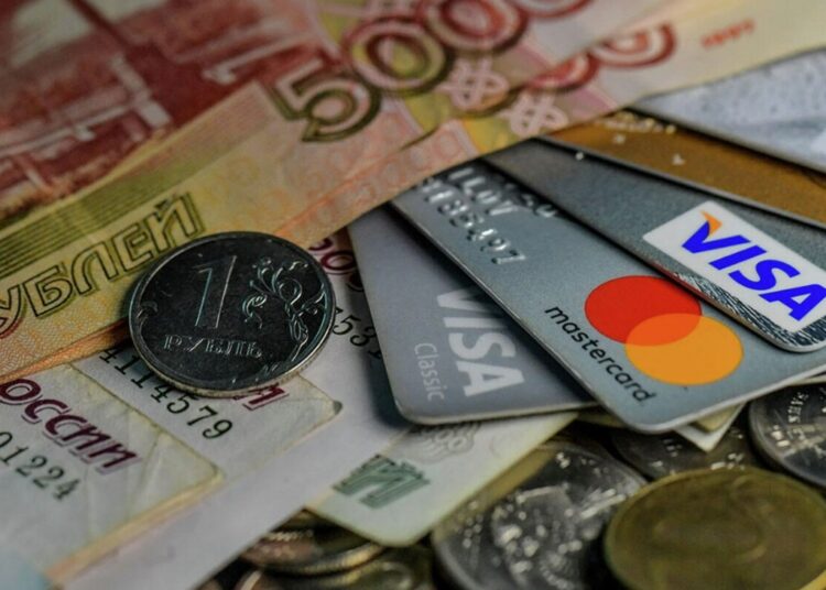 Новые ограничения в СБП: можно ли теперь переводить деньги самому себе