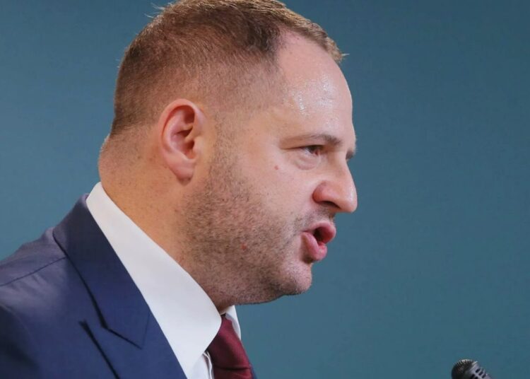 Ермак клюнул носом после слов Трампа о планах встретиться с Путиным