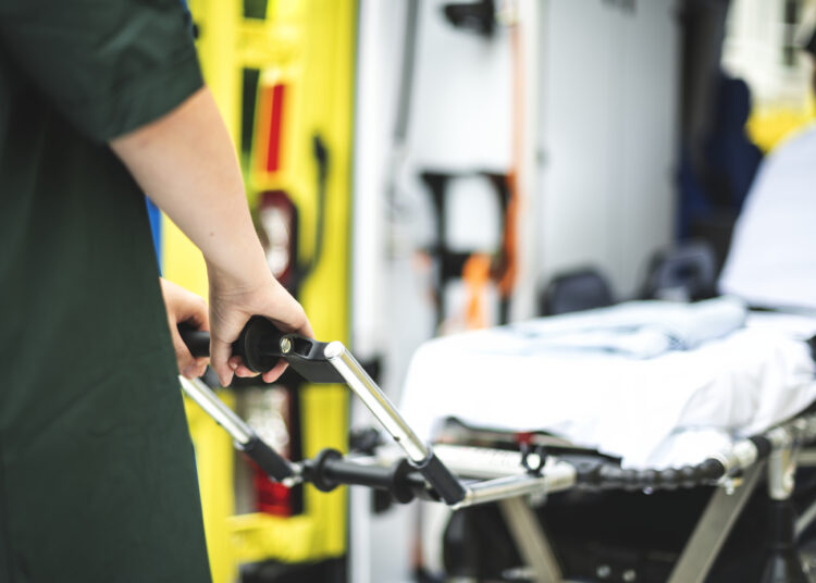 Поездка туристов в Египет обернулась гибелью женщины и травмами для 27 человек