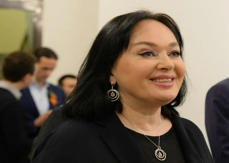 Гузеева могла втайне от всех прервать 20-летний брак с Бухаровым