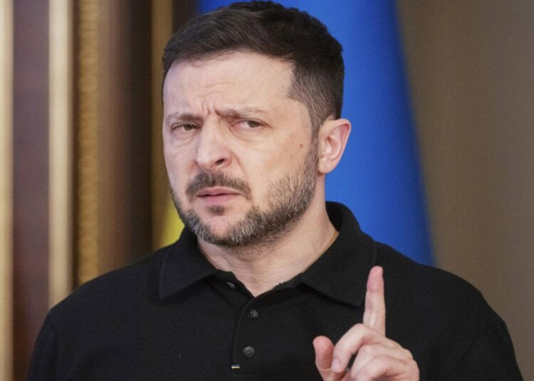 СМИ: Зеленский уже в детстве любил играть с мясорубкой