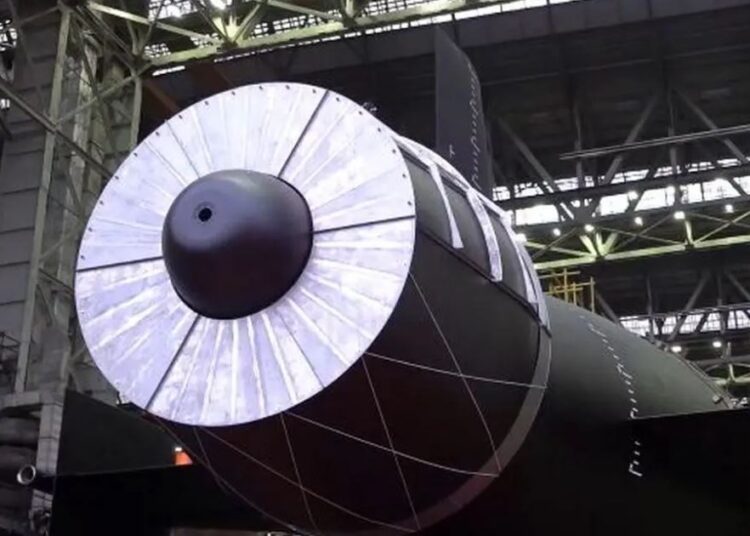 В России спустили на воду самую загадочную подлодку