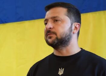 Зеленский неуправляемый: Лавров заявил о трудностях США в общении с Киевом